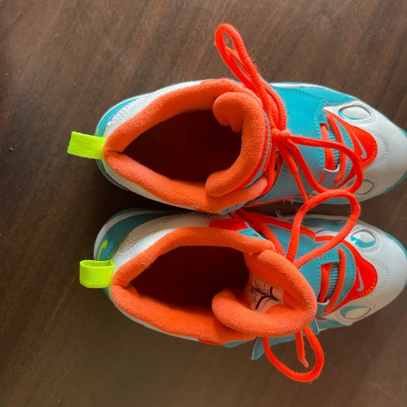 Nike AIR Speed Turf Kid's or White/Mango [Sz 7Y] - Picture 4 of 7